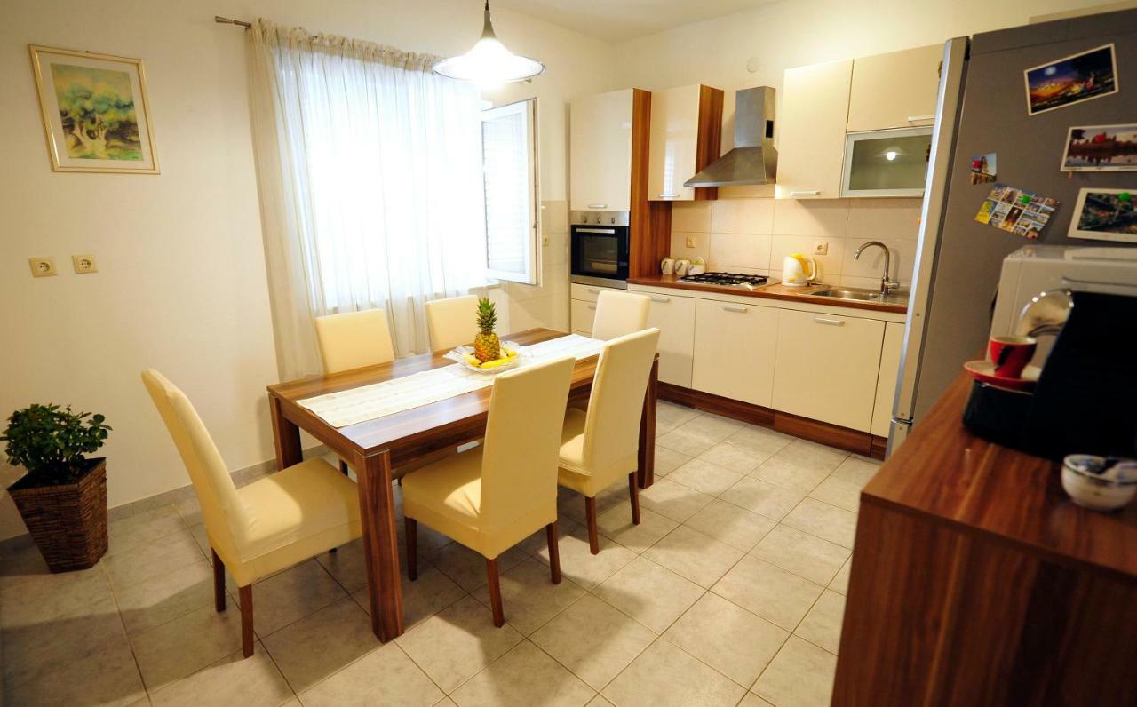 Green Garden Apartment Split Exterior foto